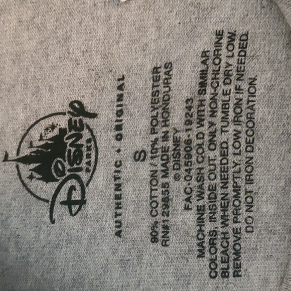 Authentic Disney Parks Mickey Mouse Tee Shirt NWT - Picture 4 of 7